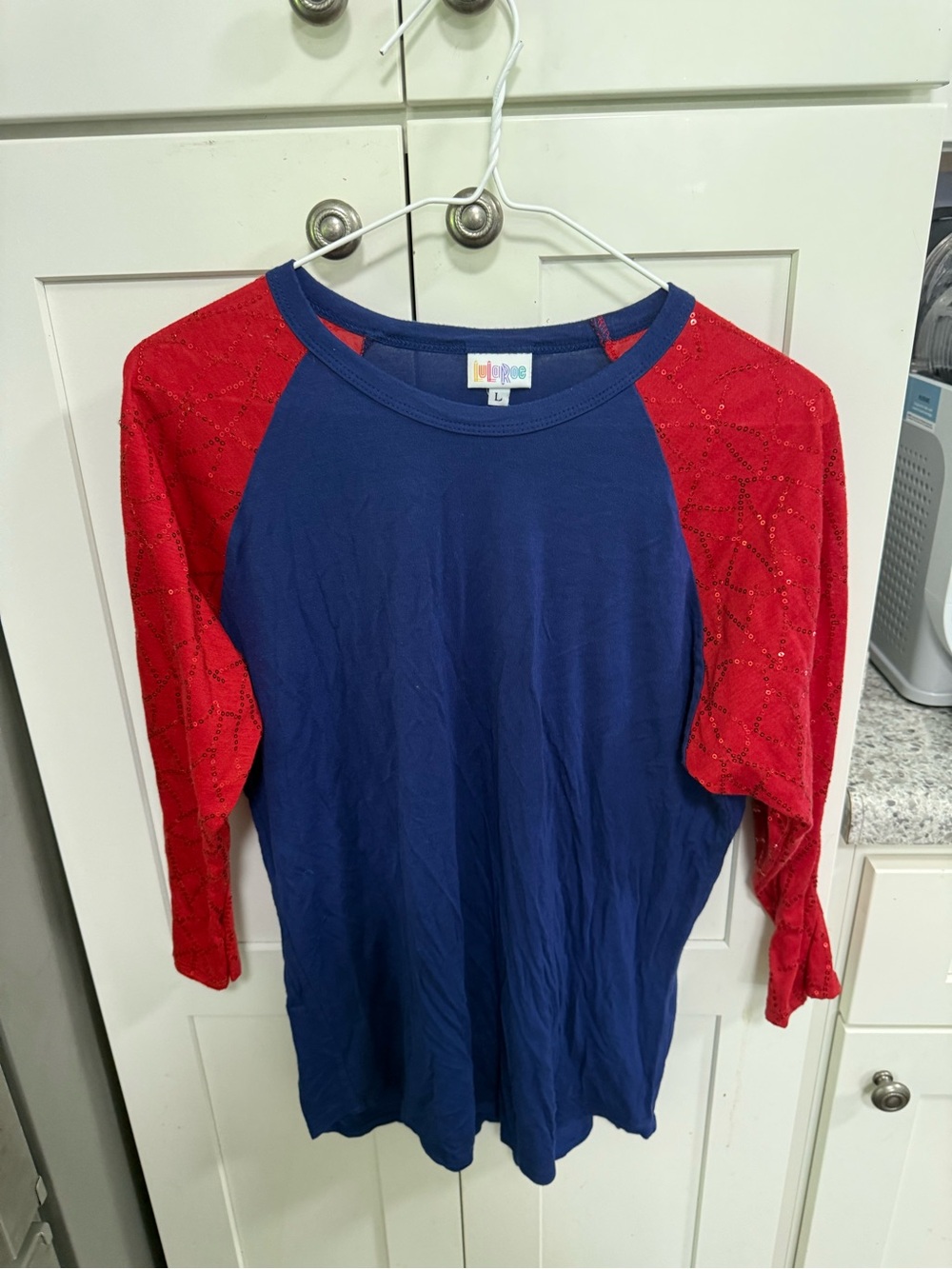 Women’s Blue & Red Raglan Sleeve Shirt - L